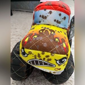 2 for $10  toys!! Leaps and Bounds Tuff Dog Toy